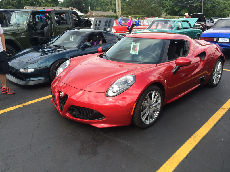 Illustration for article titled Alfa Romeo 4C Picture Dump